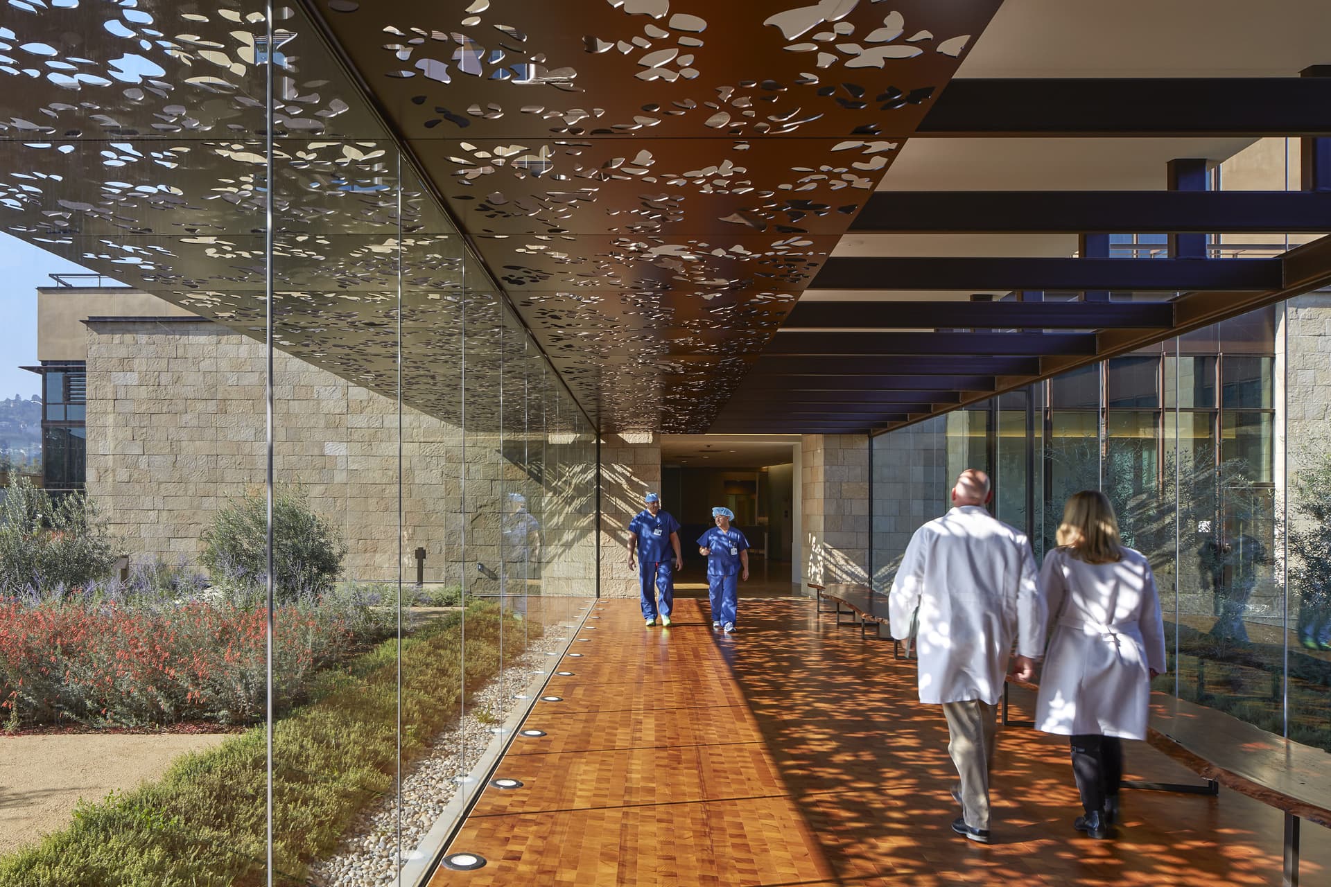 CA, NBBJ, PAMF, Palo Alto, Palo Alto Medical Foundation, clinic, connection, healthcare, interiors, natural light, pattern