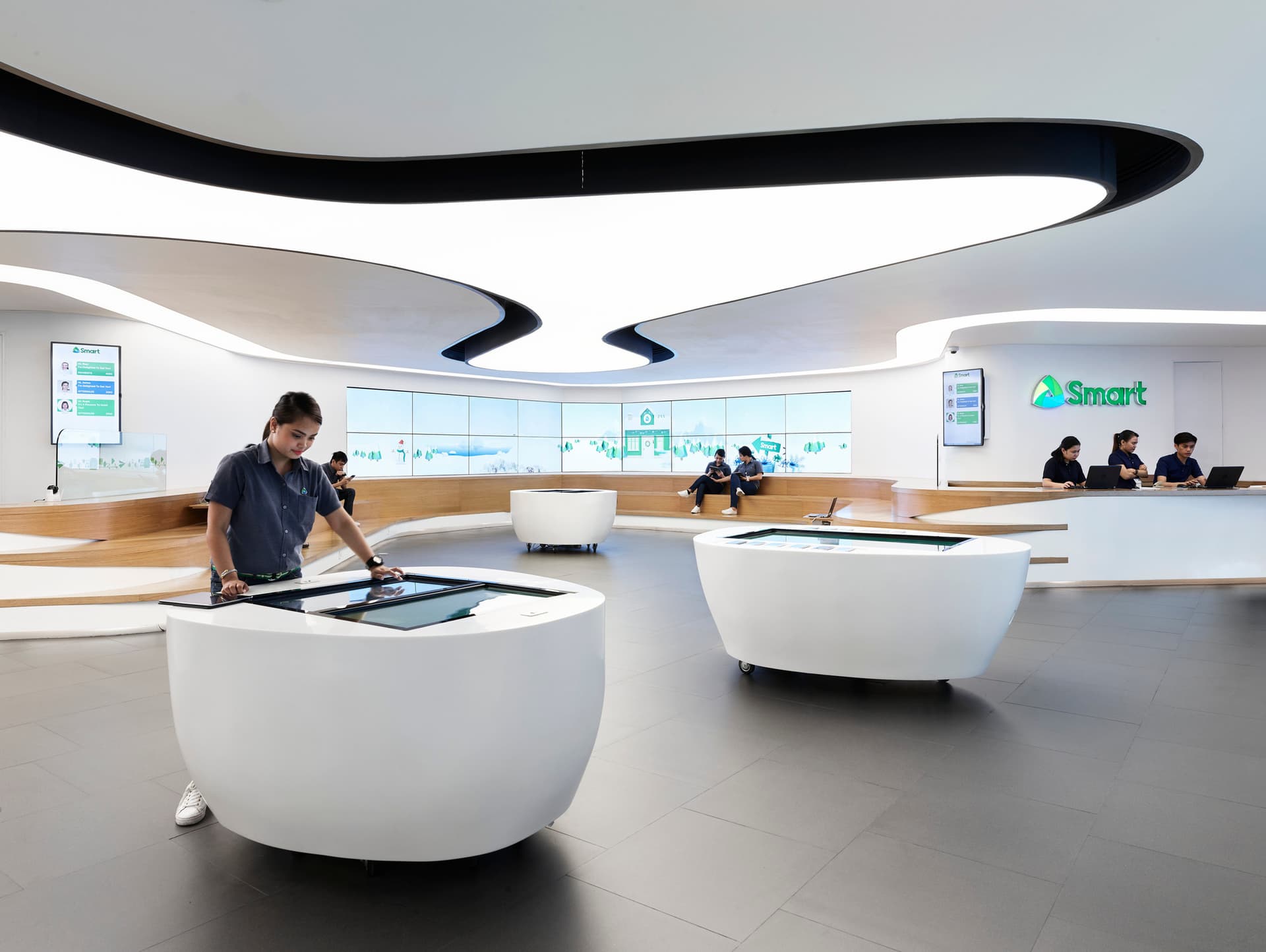 EGD, Kevin Scott, Manila, NBBJ, PDLT, Philippines, S07, Smart, flagship, interiors, retail, store