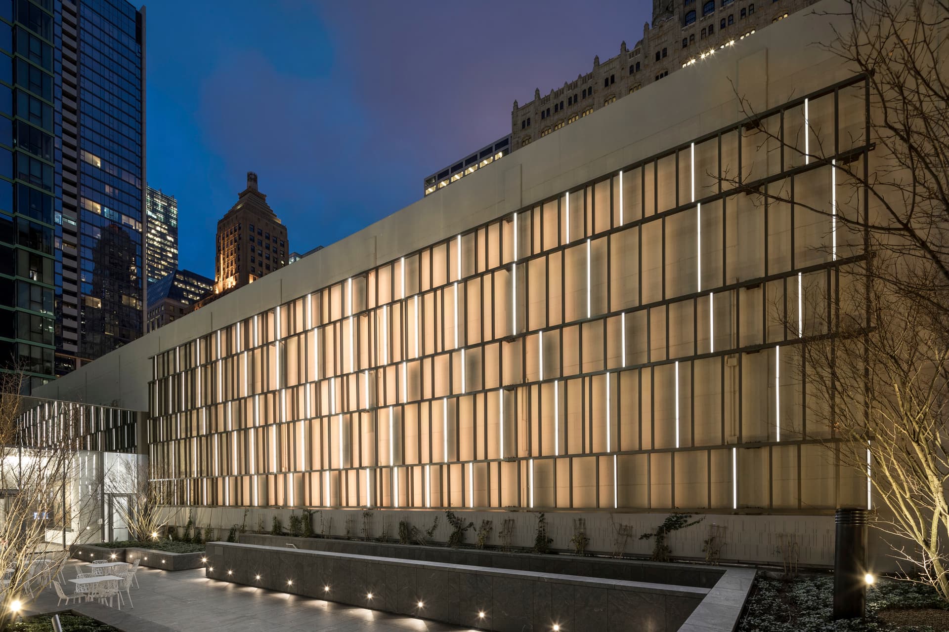 Sensing Change, AV&C, Dimensional Communications, ESI Design, Media, , chicago, interactive media, outdoors, upLIGHT