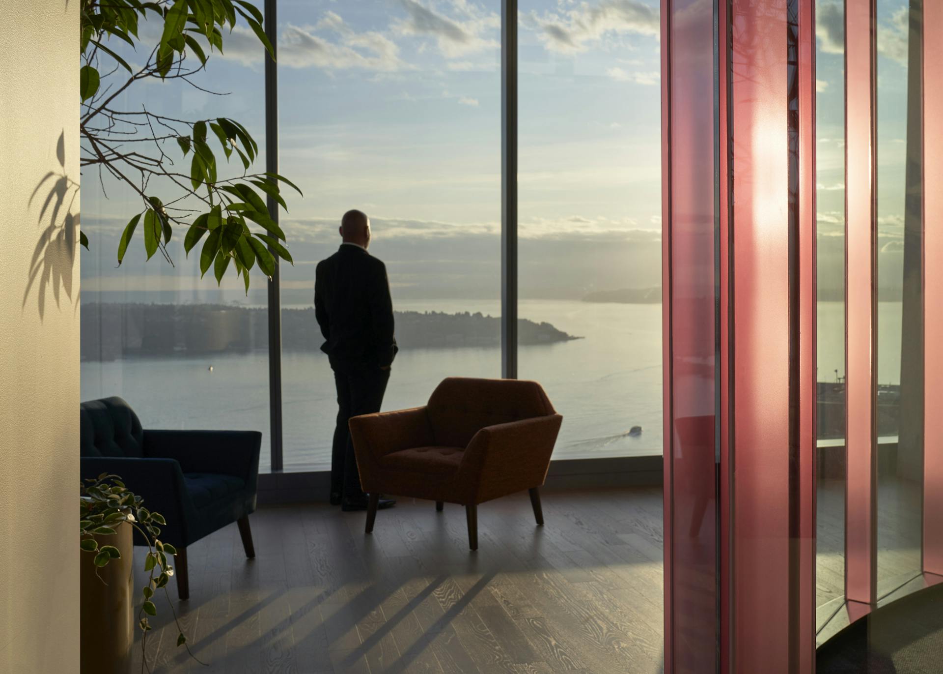 F5 Executive Level, corner seating, dusk, ferry, puget sound, interiors, glass fins, view, sunset, water, mountains, PNW, Seatle, WA