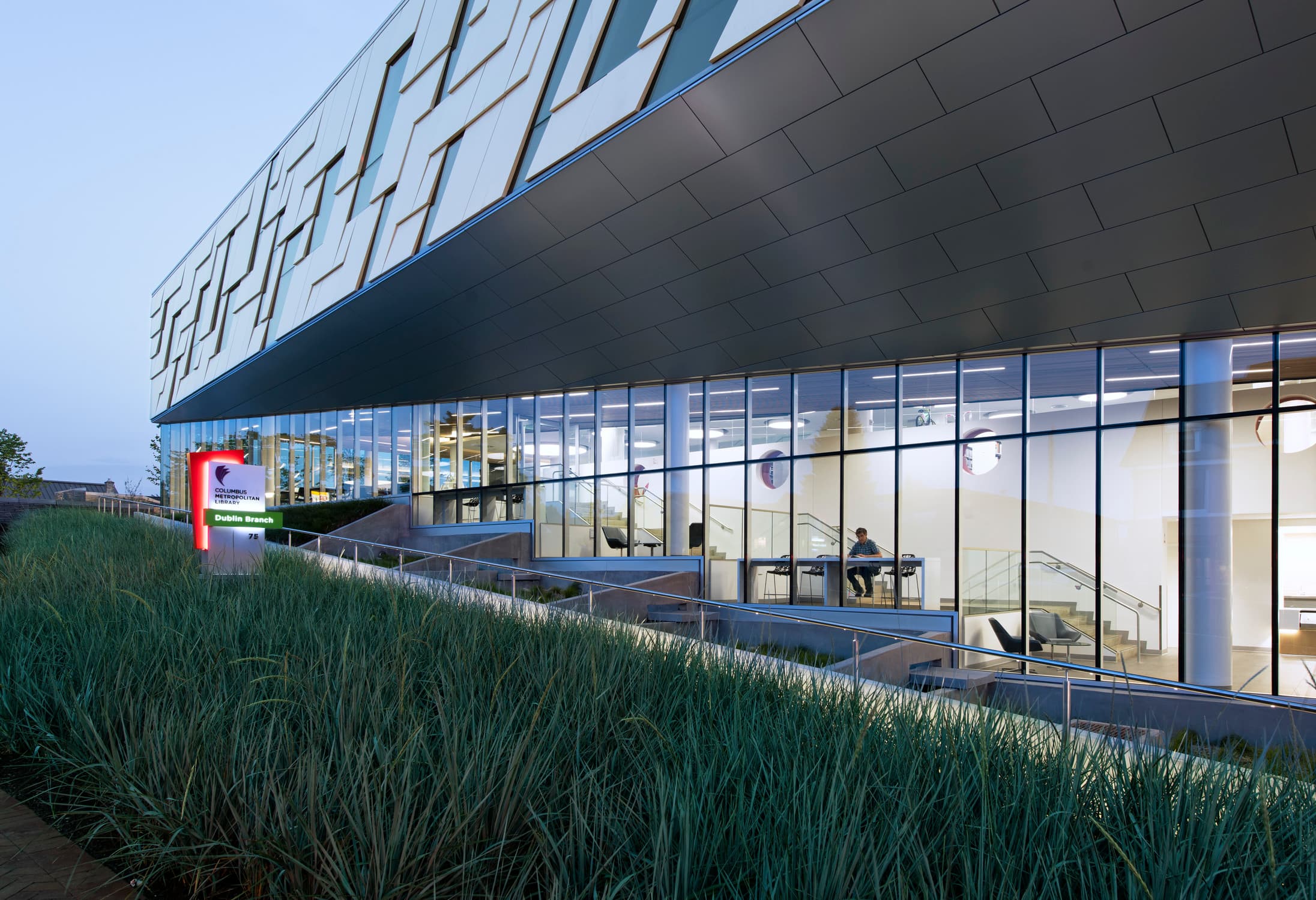 Columbus Metropolitan Library: Northside Branch | NBBJ